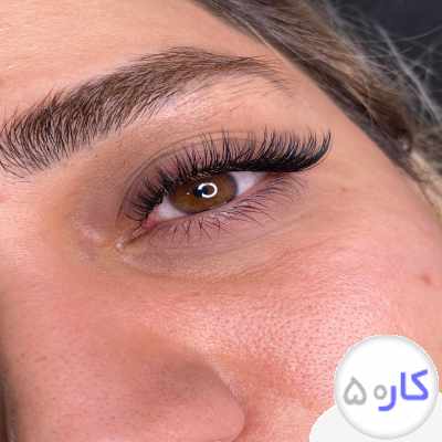 ناخن کار و پدیکوریست، کوپ کار و مژه کار حرفه ای