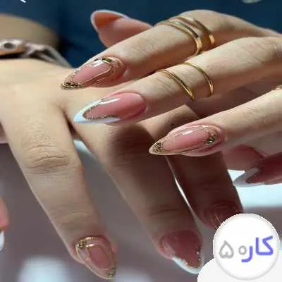 استخدام ناخن کار حرفه ای