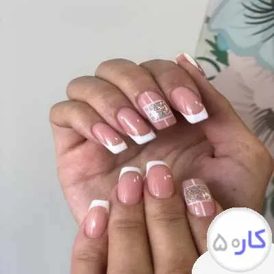 به یک ناخنکار حرفه ای و با تجربه نیازمندیم.