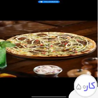 سالنکار کار در کافه