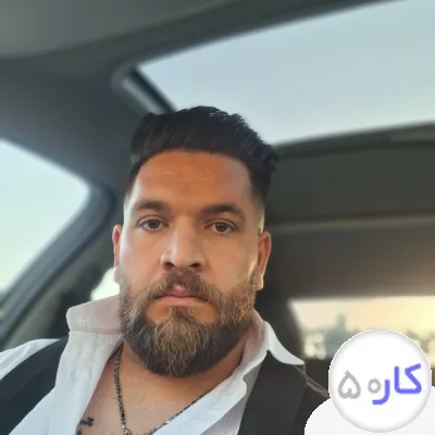مربی ورزشی و ماسور حرفه ای